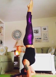 How to Do Headstand by Melissa Ramos for TryBelleMag