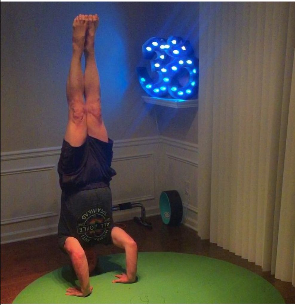How to Do Tripod Headstand by Bill Klausmeyer for TryBelleMag